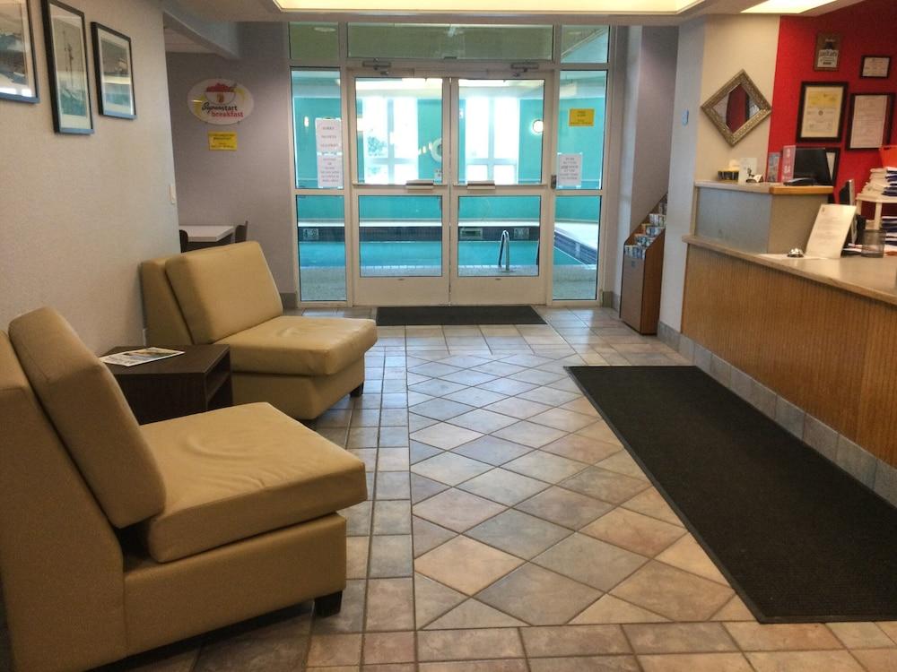 Super 8 By Wyndham Sault Ste. Marie Hotel Luaran gambar