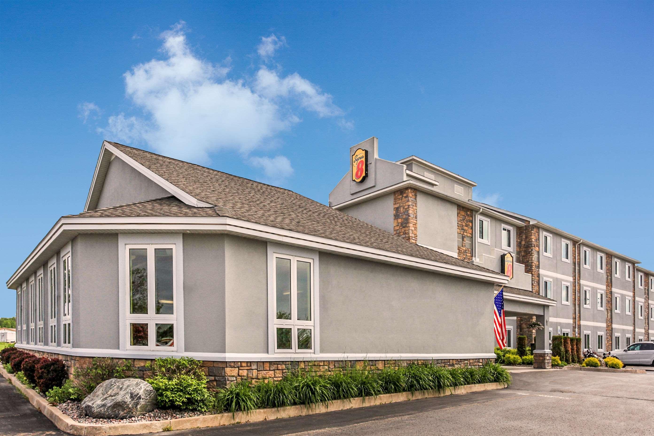 Super 8 By Wyndham Sault Ste. Marie Hotel Luaran gambar